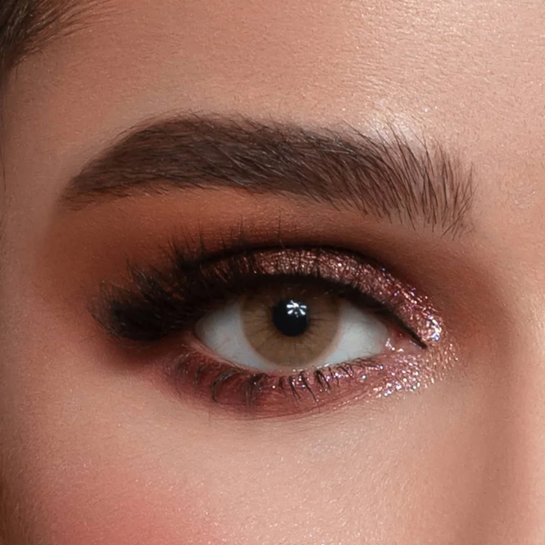 luminous hazel 2 Luminous Hazel - Daily - Image 1